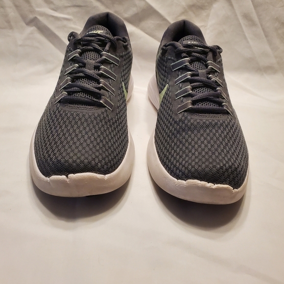 Nike Lunarconverge Fresh Mint Womens Sneaker Size 9 Style Number 852469-004 - Picture 4 of 9